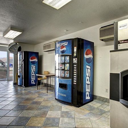 Motel 6 Wells Esterno foto