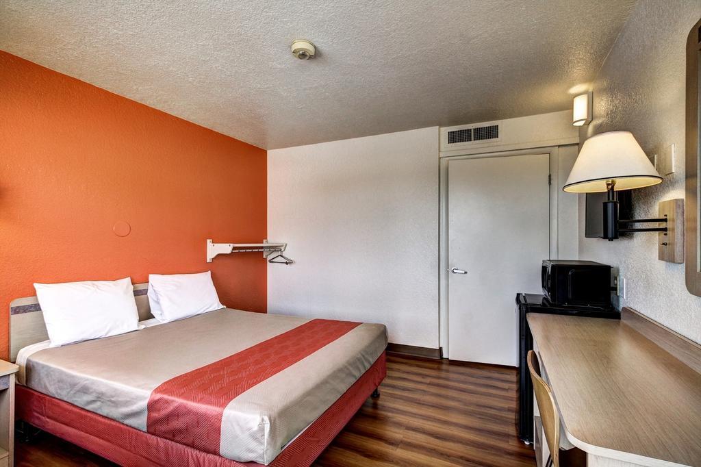 Motel 6 Wells Esterno foto