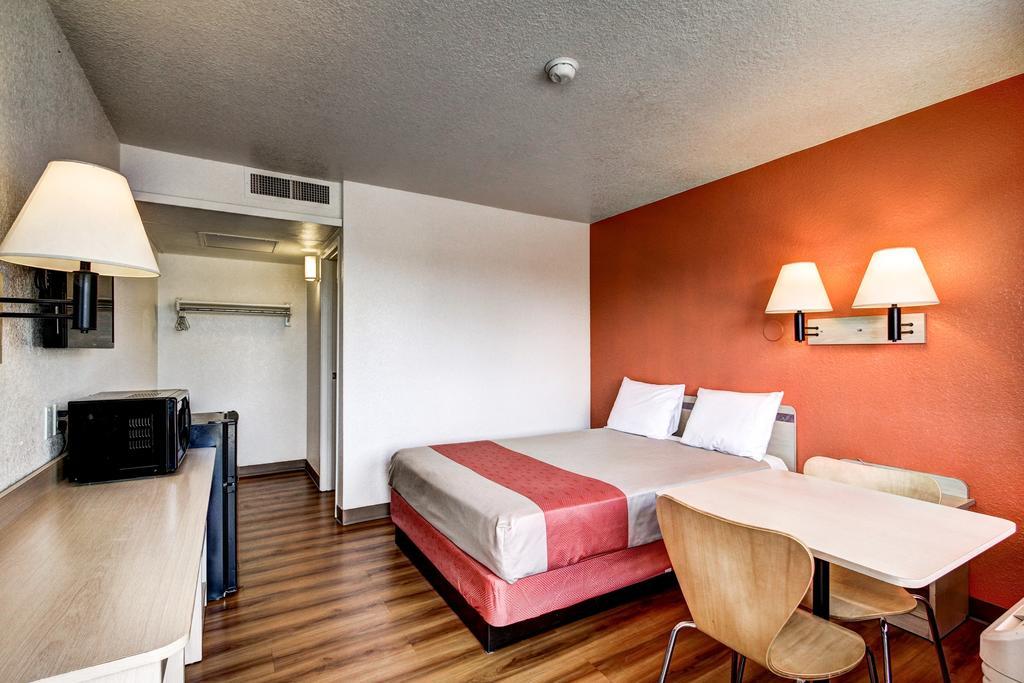 Motel 6 Wells Esterno foto