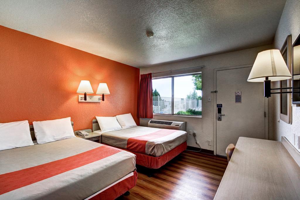 Motel 6 Wells Esterno foto