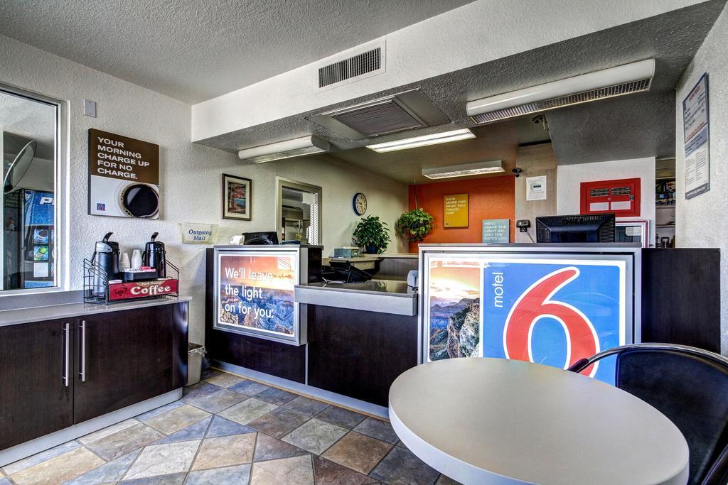 Motel 6 Wells Esterno foto